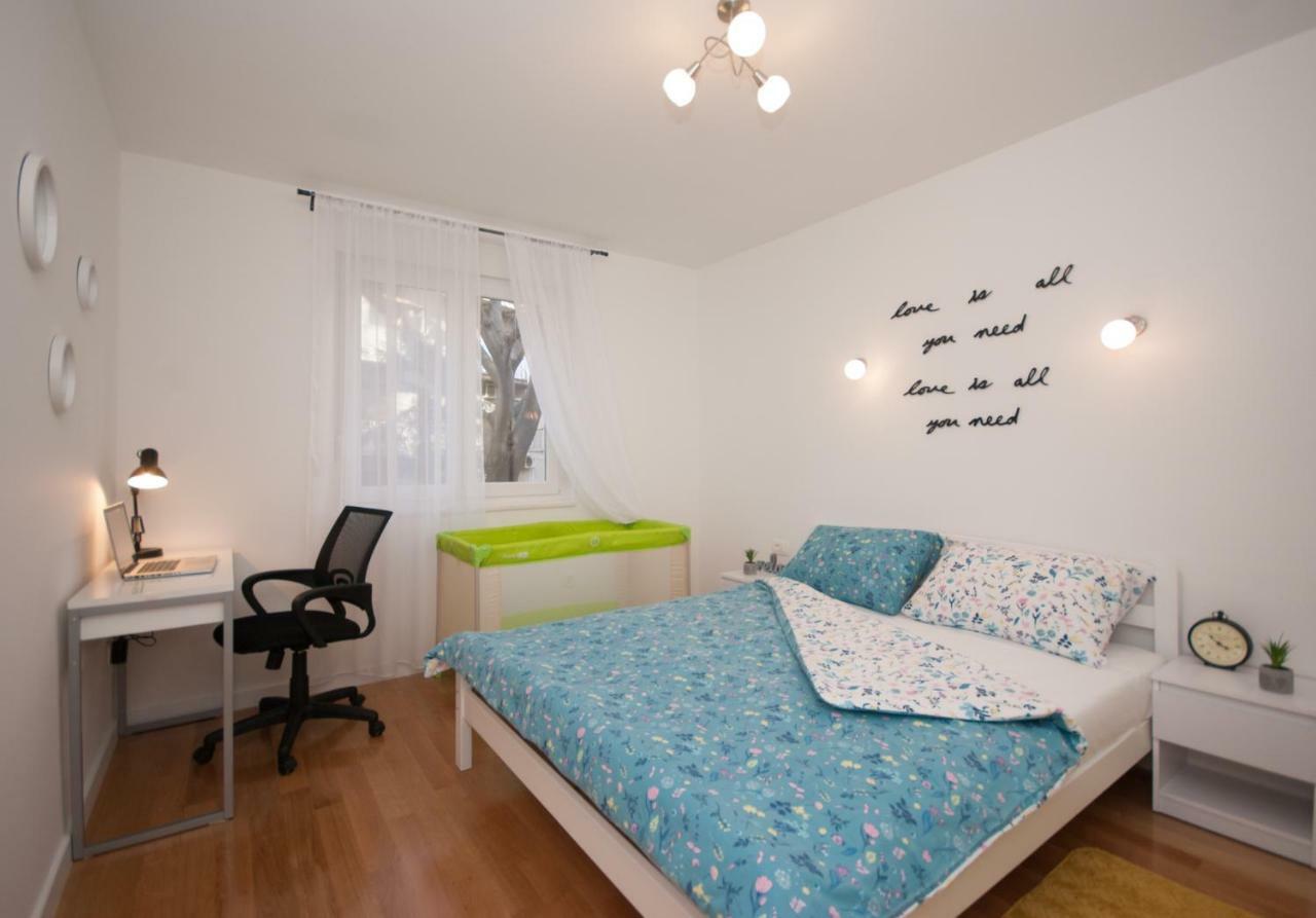 Apartman Mia *